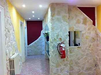 מילאנו Hostel California איטליה